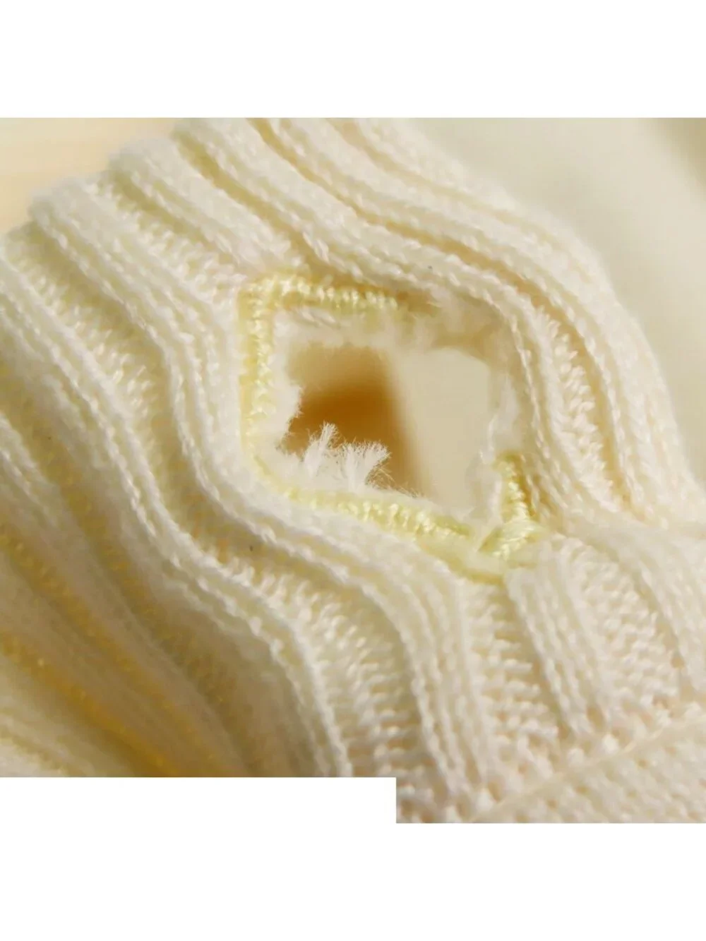 Chanel Henry Neck Knit Cream Cotton Sleeve Quilted Bag Button Top Vintage